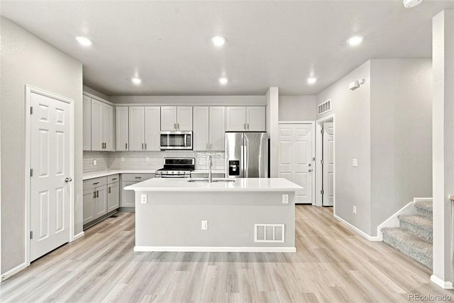 18292 E Kansas Place, Aurora, CO 80017