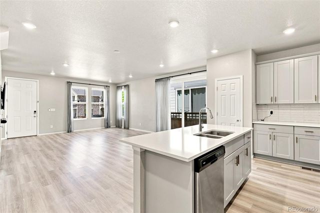 18292 E Kansas Place, Aurora, CO 80017