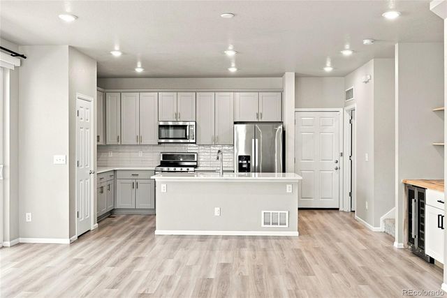 18292 E Kansas Place, Aurora, CO 80017
