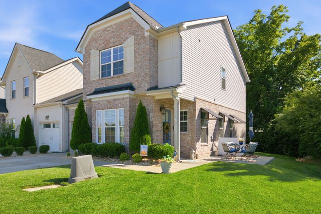 143 Bellagio Villas Dr, Spring Hill, TN 37174