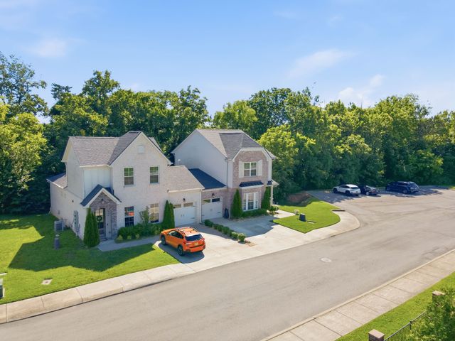 143 Bellagio Villas Dr, Spring Hill, TN 37174