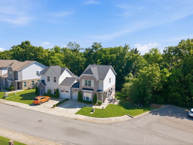 143 Bellagio Villas Dr, Spring Hill, TN 37174