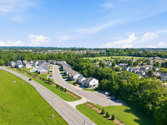 143 Bellagio Villas Dr, Spring Hill, TN 37174