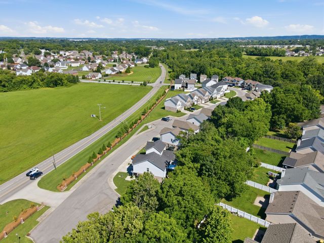 143 Bellagio Villas Dr, Spring Hill, TN 37174