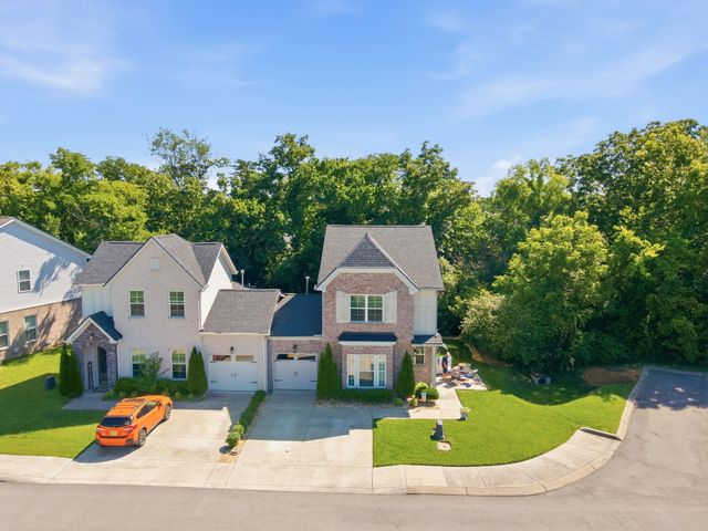 143 Bellagio Villas Dr, Spring Hill, TN 37174
