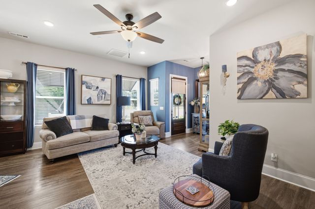 143 Bellagio Villas Dr, Spring Hill, TN 37174