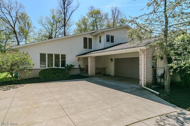 5133 Stansbury Drive, Solon, OH 44139