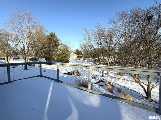 38 LINCOLN Street, Knoxville, IL 61448