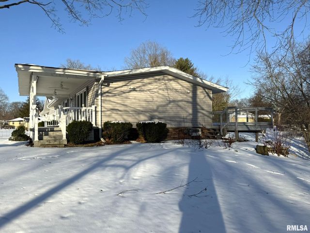 38 LINCOLN Street, Knoxville, IL 61448