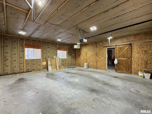 38 LINCOLN Street, Knoxville, IL 61448