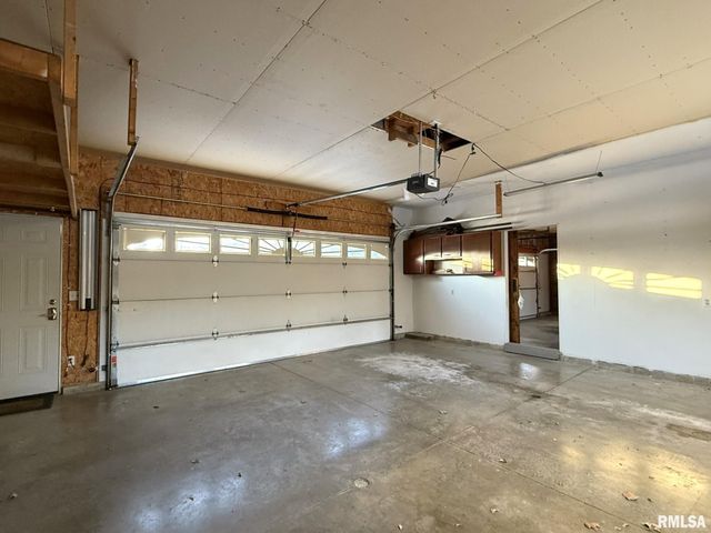 38 LINCOLN Street, Knoxville, IL 61448