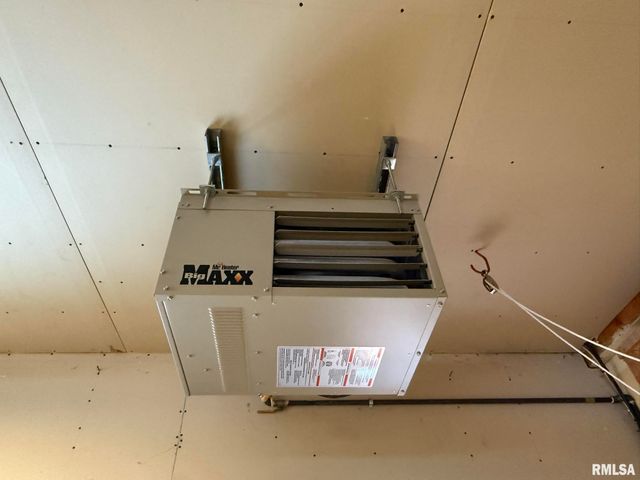 38 LINCOLN Street, Knoxville, IL 61448