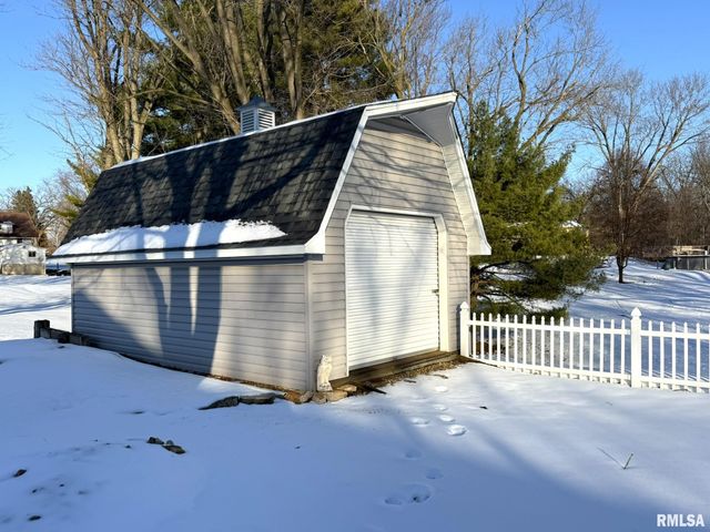 38 LINCOLN Street, Knoxville, IL 61448