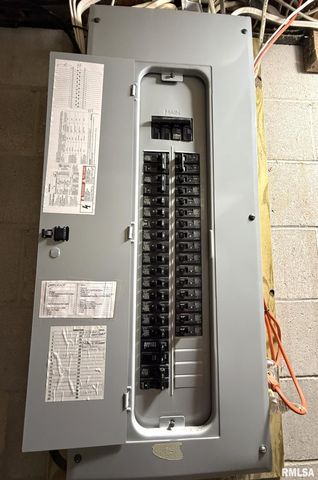 38 LINCOLN Street, Knoxville, IL 61448