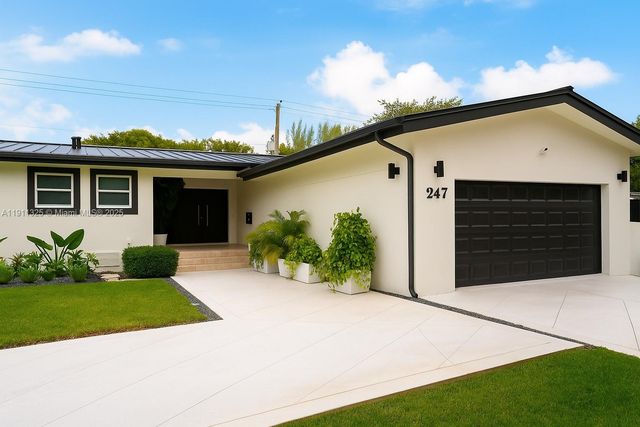 247 E East Shore Dr, Miami, FL 33133