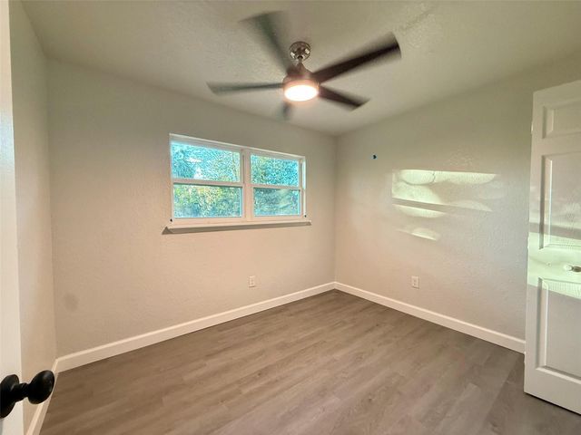 1030 SE 18TH TERRACE, Gainesville, FL 32641