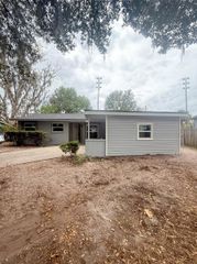 1030 SE 18TH TERRACE, Gainesville, FL 32641