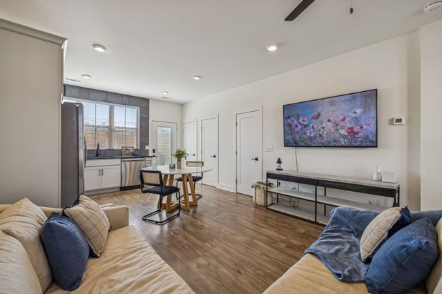 100 Thompson Ln Unit 6, Nashville, TN 37211