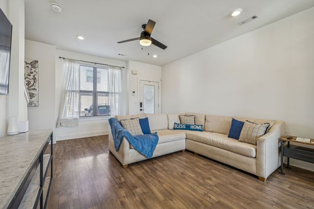 100 Thompson Ln Unit 6, Nashville, TN 37211