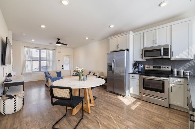 100 Thompson Ln Unit 6, Nashville, TN 37211