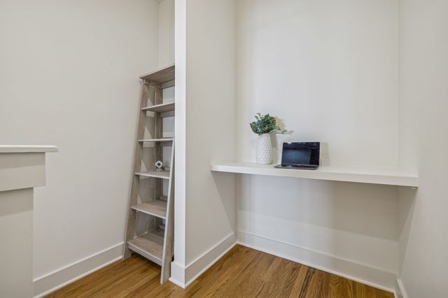 100 Thompson Ln Unit 6, Nashville, TN 37211