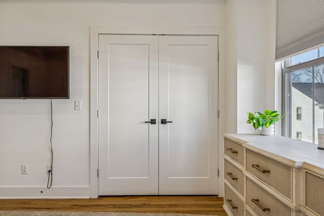 100 Thompson Ln Unit 6, Nashville, TN 37211