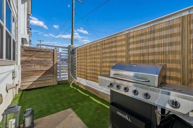 100 Thompson Ln Unit 6, Nashville, TN 37211