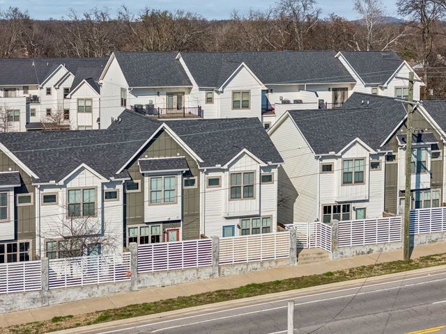 100 Thompson Ln Unit 6, Nashville, TN 37211