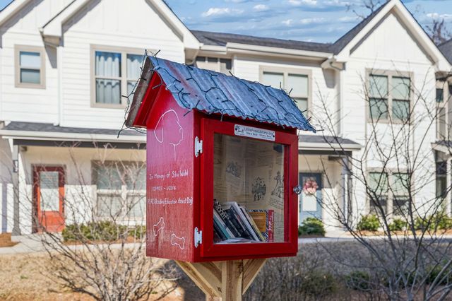 100 Thompson Ln Unit 6, Nashville, TN 37211