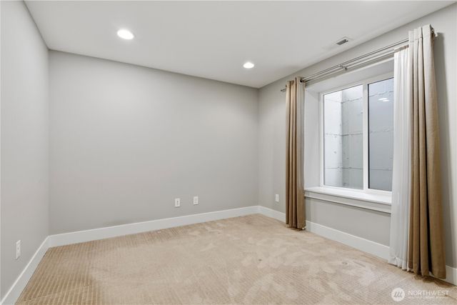 11422 NE 92nd Street, Kirkland, WA 98033