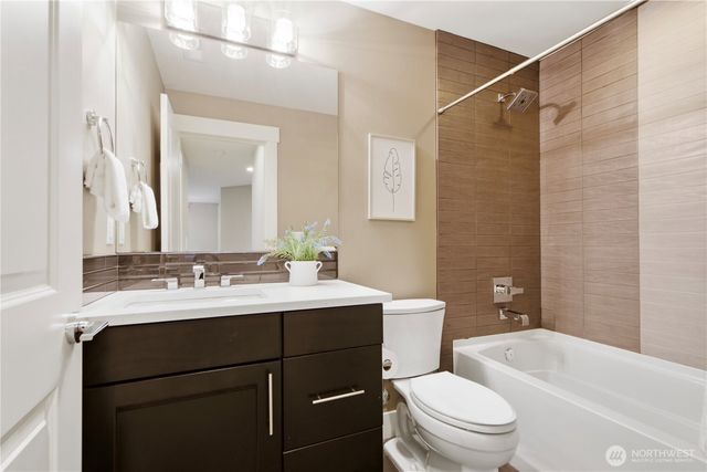 11422 NE 92nd Street, Kirkland, WA 98033