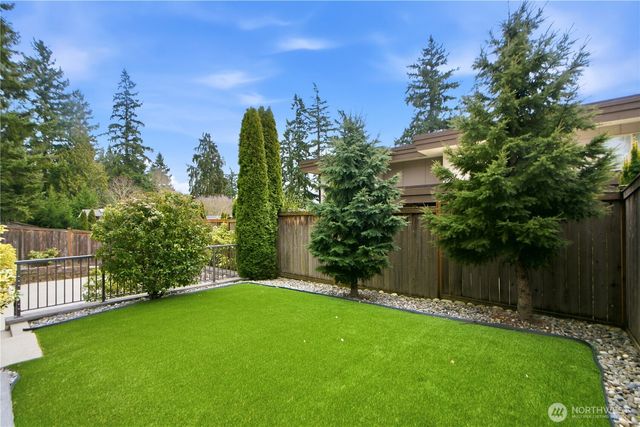 11422 NE 92nd Street, Kirkland, WA 98033