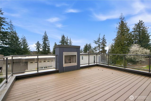 11422 NE 92nd Street, Kirkland, WA 98033