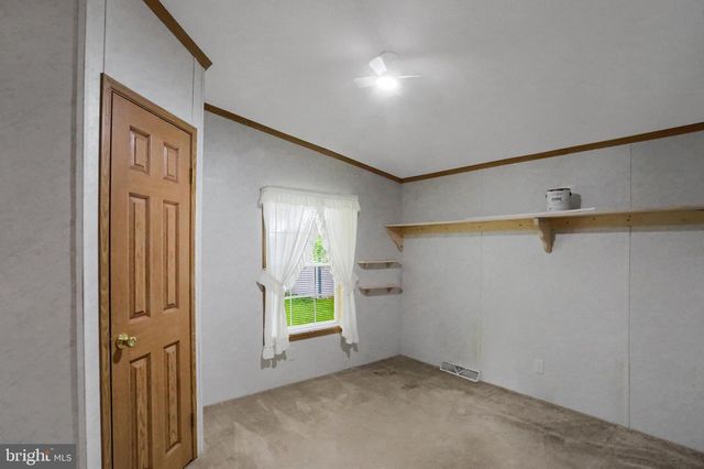 9 SIDING LN, Millersburg, PA 17061