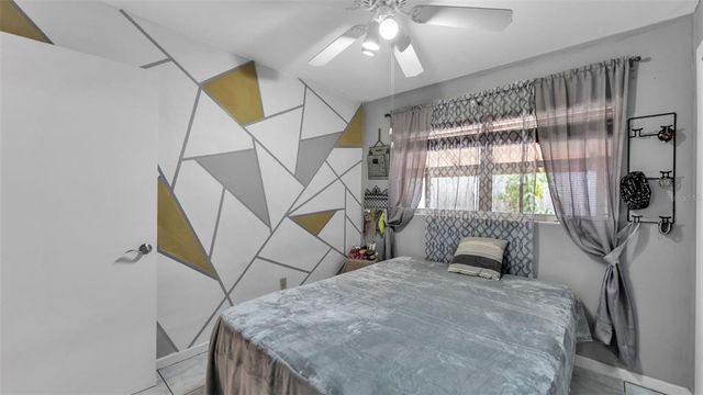 1624 HUMMINGBIRD LANE, Lakeland, FL 33801