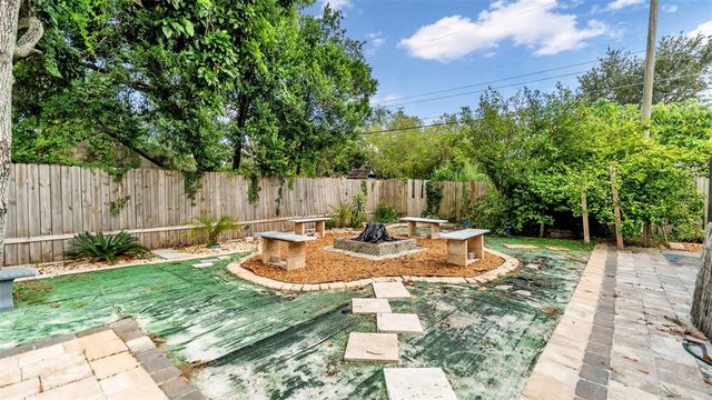 1624 HUMMINGBIRD LANE, Lakeland, FL 33801