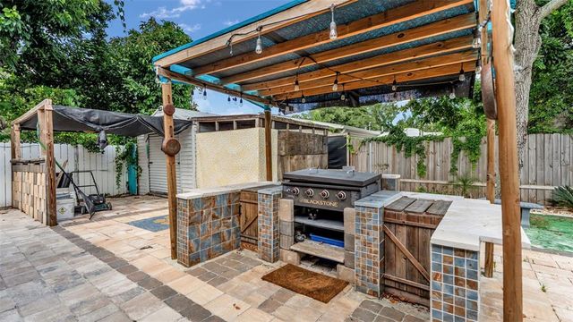 1624 HUMMINGBIRD LANE, Lakeland, FL 33801