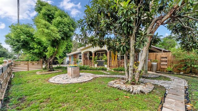 1624 HUMMINGBIRD LANE, Lakeland, FL 33801