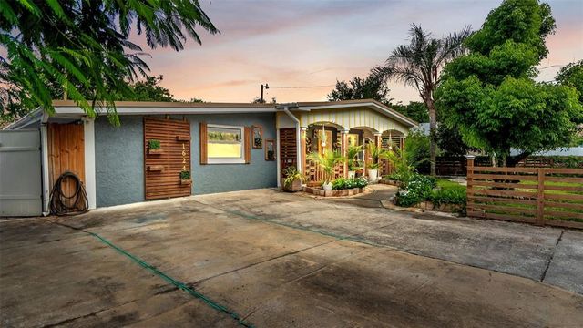1624 HUMMINGBIRD LANE, Lakeland, FL 33801