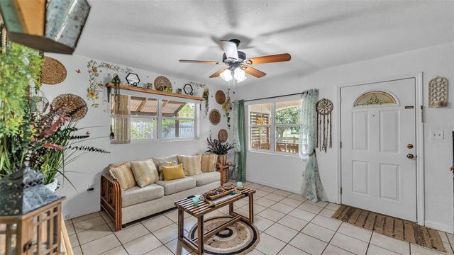 1624 HUMMINGBIRD LANE, Lakeland, FL 33801