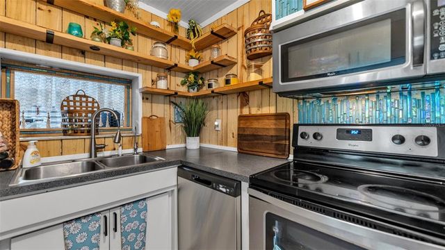 1624 HUMMINGBIRD LANE, Lakeland, FL 33801