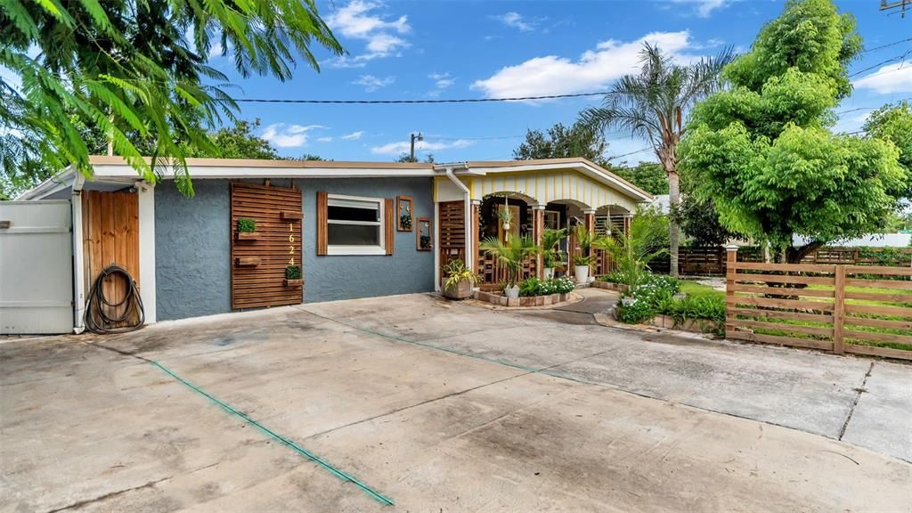 1624 HUMMINGBIRD LANE, Lakeland, FL 33801