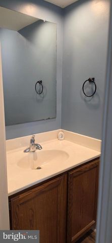 221-D-UNIT D N DUKE ST, Hummelstown, PA 17036
