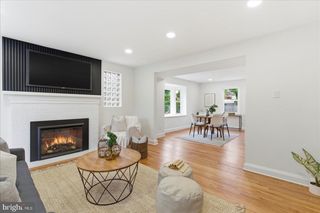 2013 RAMBLEWOOD RD, Baltimore, MD 21239