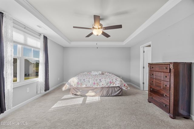 566 Transom Way, Sneads Ferry, NC 28460
