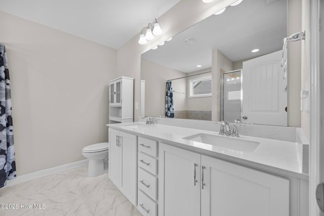 566 Transom Way, Sneads Ferry, NC 28460