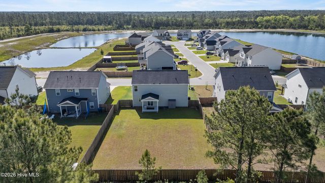 566 Transom Way, Sneads Ferry, NC 28460
