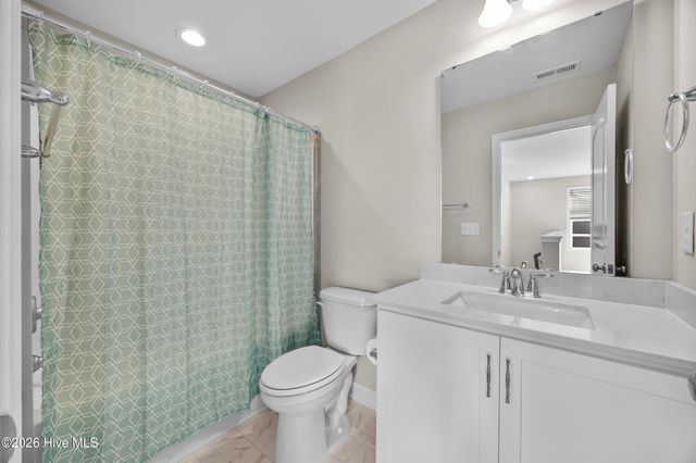 566 Transom Way, Sneads Ferry, NC 28460