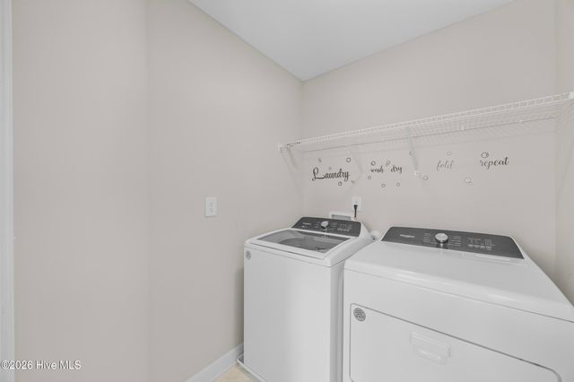 566 Transom Way, Sneads Ferry, NC 28460
