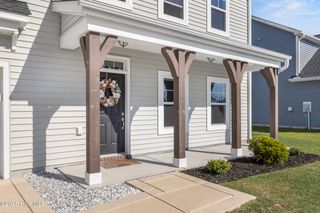 566 Transom Way, Sneads Ferry, NC 28460